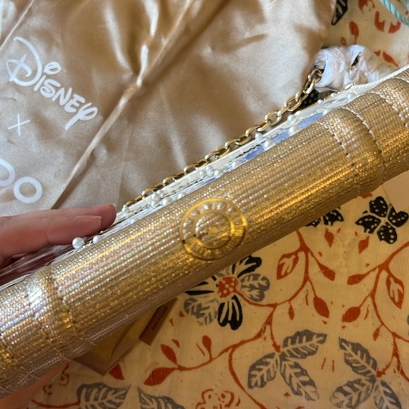 Cinderella/Aldo Edition Clutch - Picture 3 of 6